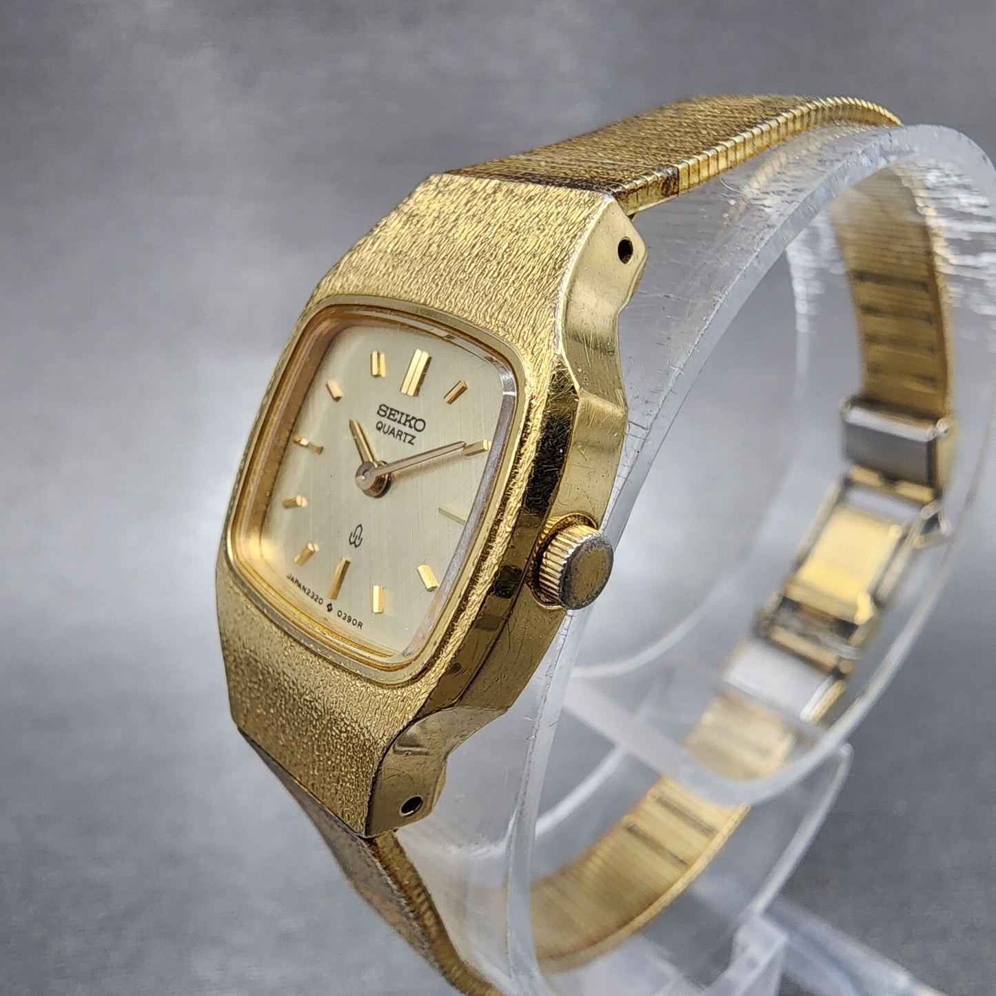 Seiko Watch Women 18mm Champagne Dial Gold Tone Rectangle 23205260 New Battery2