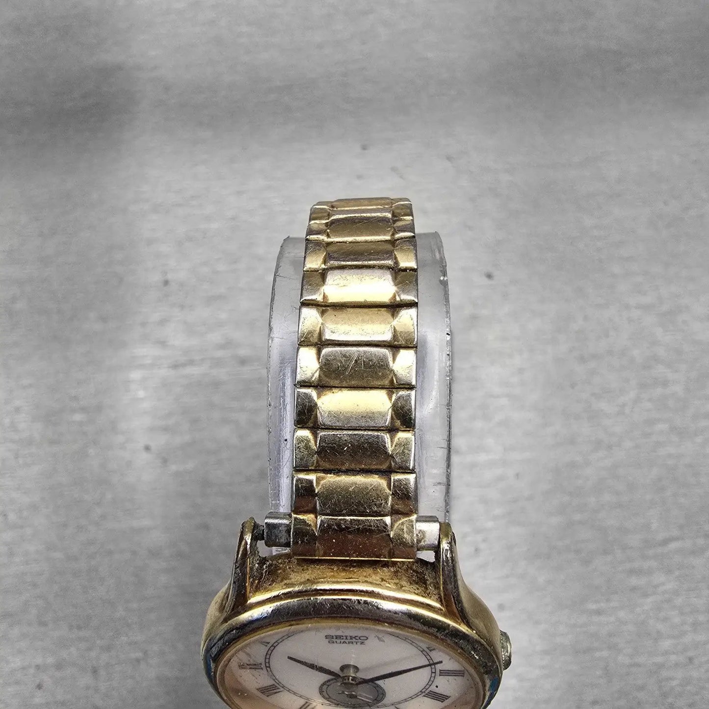 Seiko Watch Women 26mm White Dial Gold Tone Round 2K02-0039 New Battery Vintage4