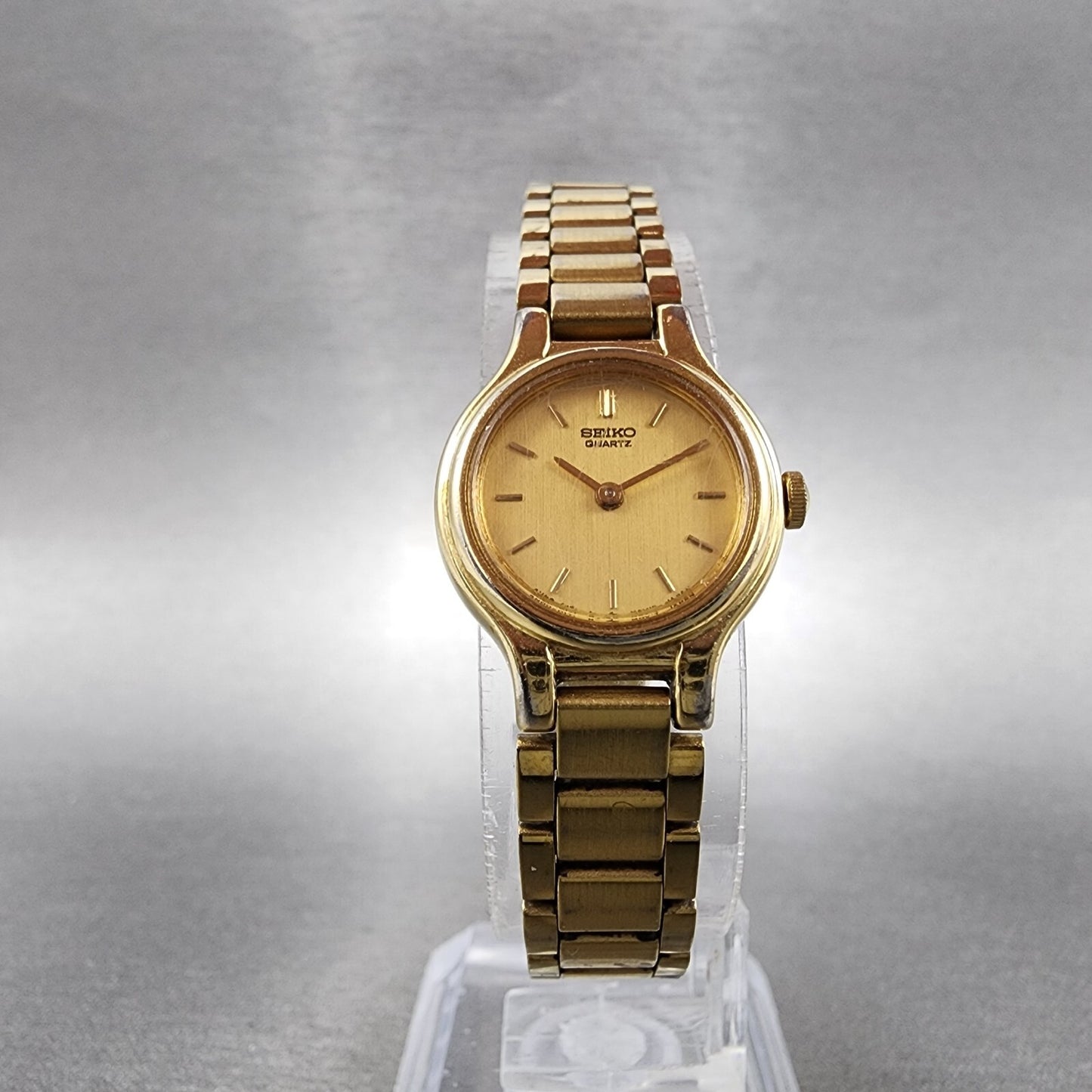 Seiko Watch Women 19mm Gold Dial Gold Tone Round 4N000069 New Battery6