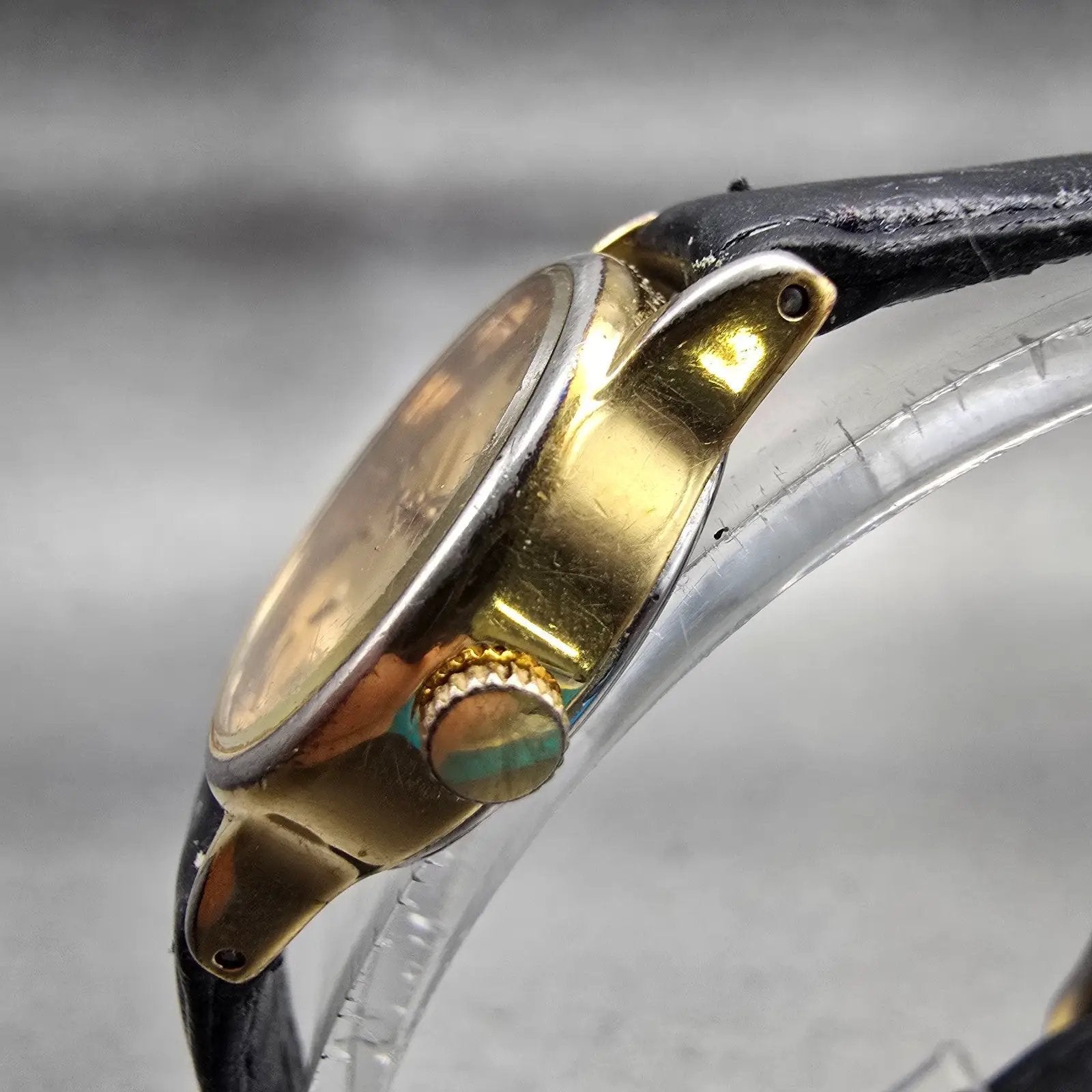 Seiko Watch Women 21mm Gold Dial Gold Tone Round 2B31-0010 New Battery Vintage2