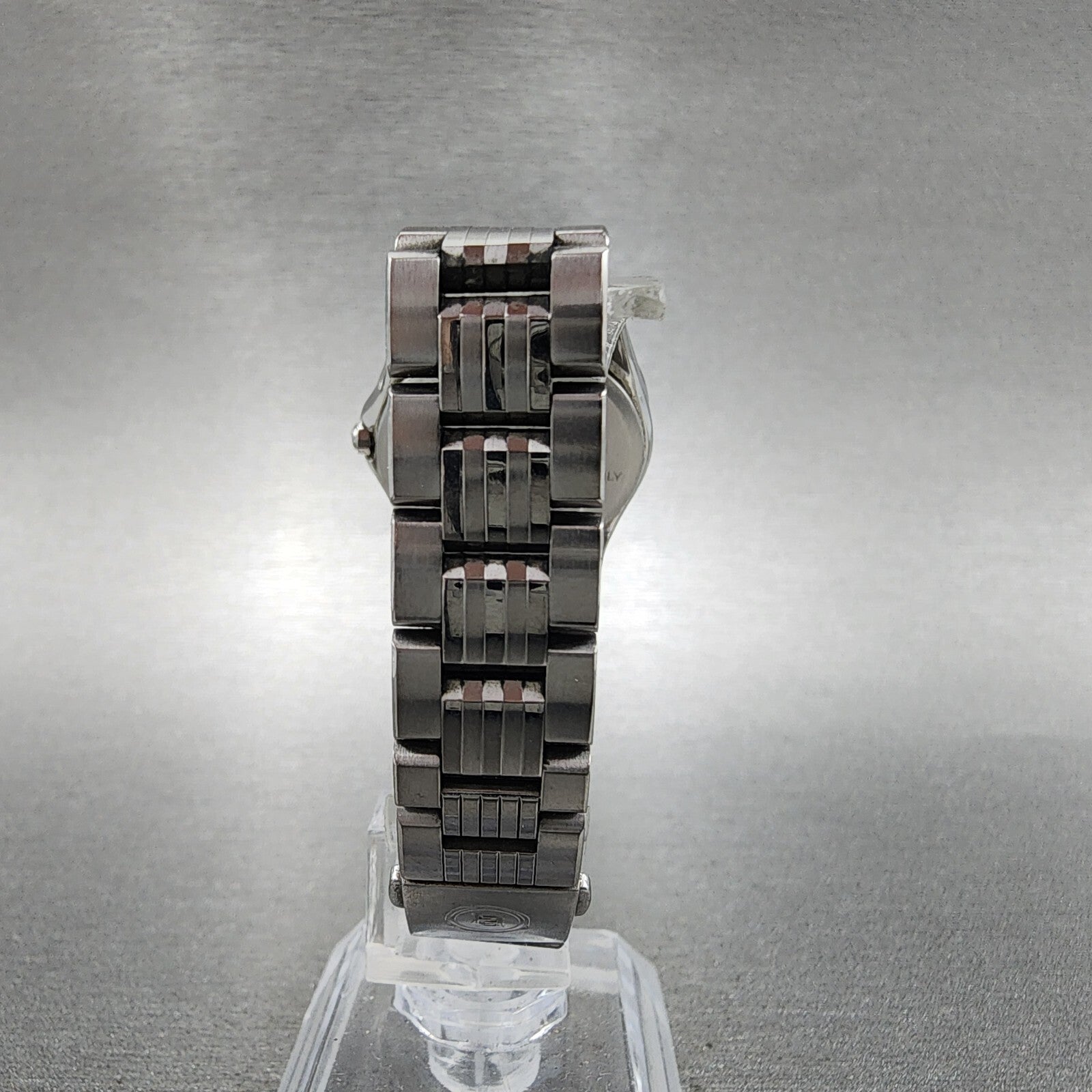 Citizen EcoDrive Exceed Watch Women 27mm White Dial Titanium H331T011403 Runs7