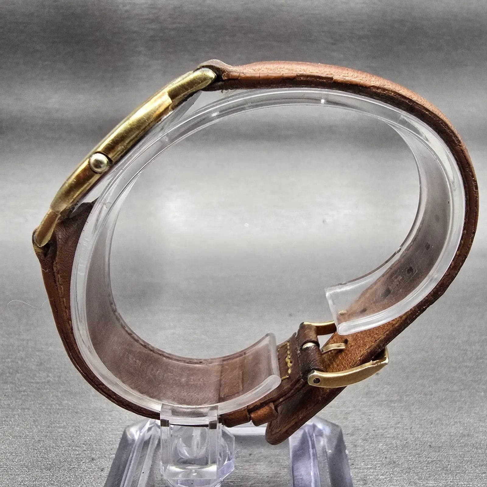 Seiko Watch Men 31mm Gold Dial Gold Tone Round 9300-7009 New Battery Vintage6