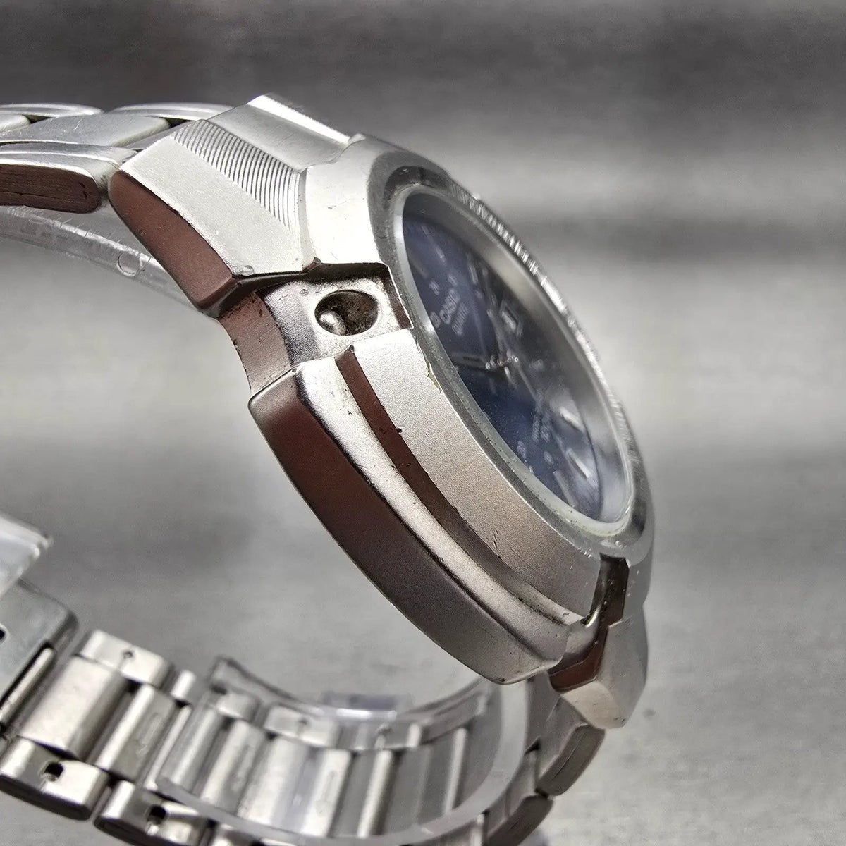 Casio Watch Men 40mm Blue Dial Silver Tone Date Round MTP-3036 New Battery3