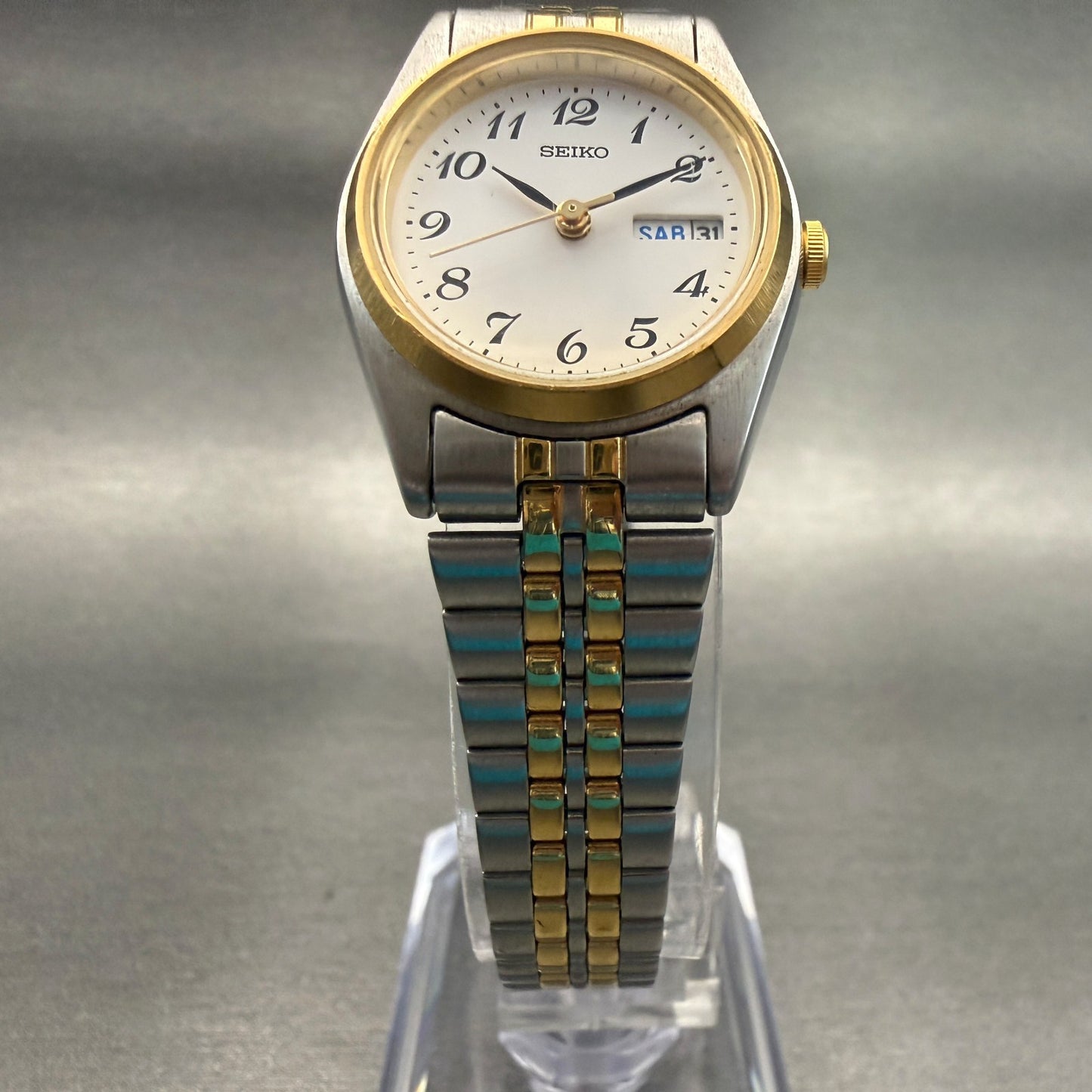 Seiko Watch Women 24mm White Dial Two Tone Daydate Round 7N83-0011 New Battery5