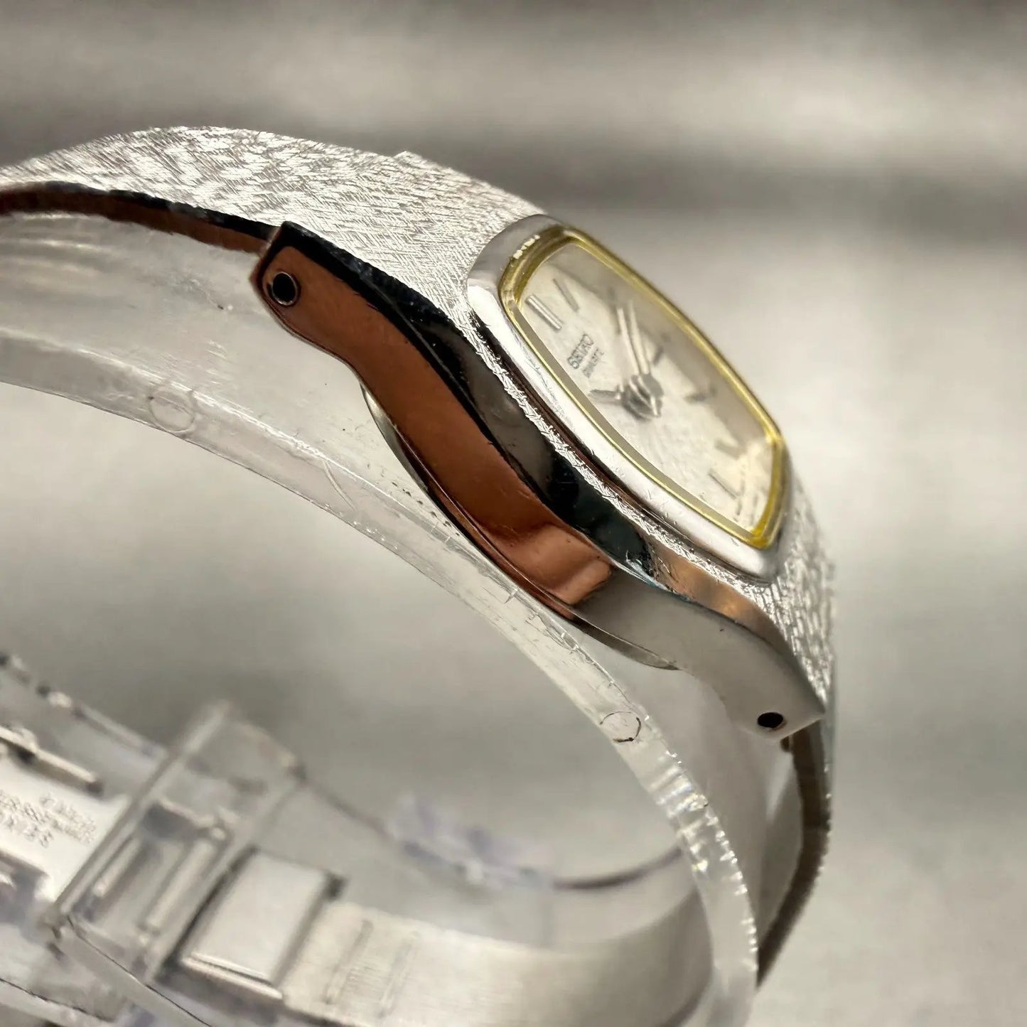 Seiko Watch Women 17mm Silver Dial Silver Tone Oval 4N01-5029 New Battery VTG3