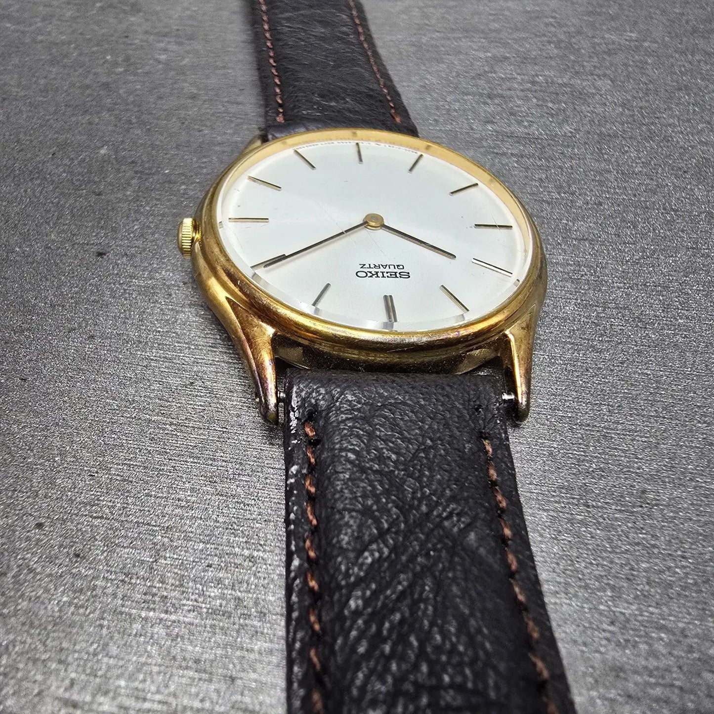 Seiko Watch Men 32mm White Dial Gold Tone Round 8620-0019 PARTS Vintage5