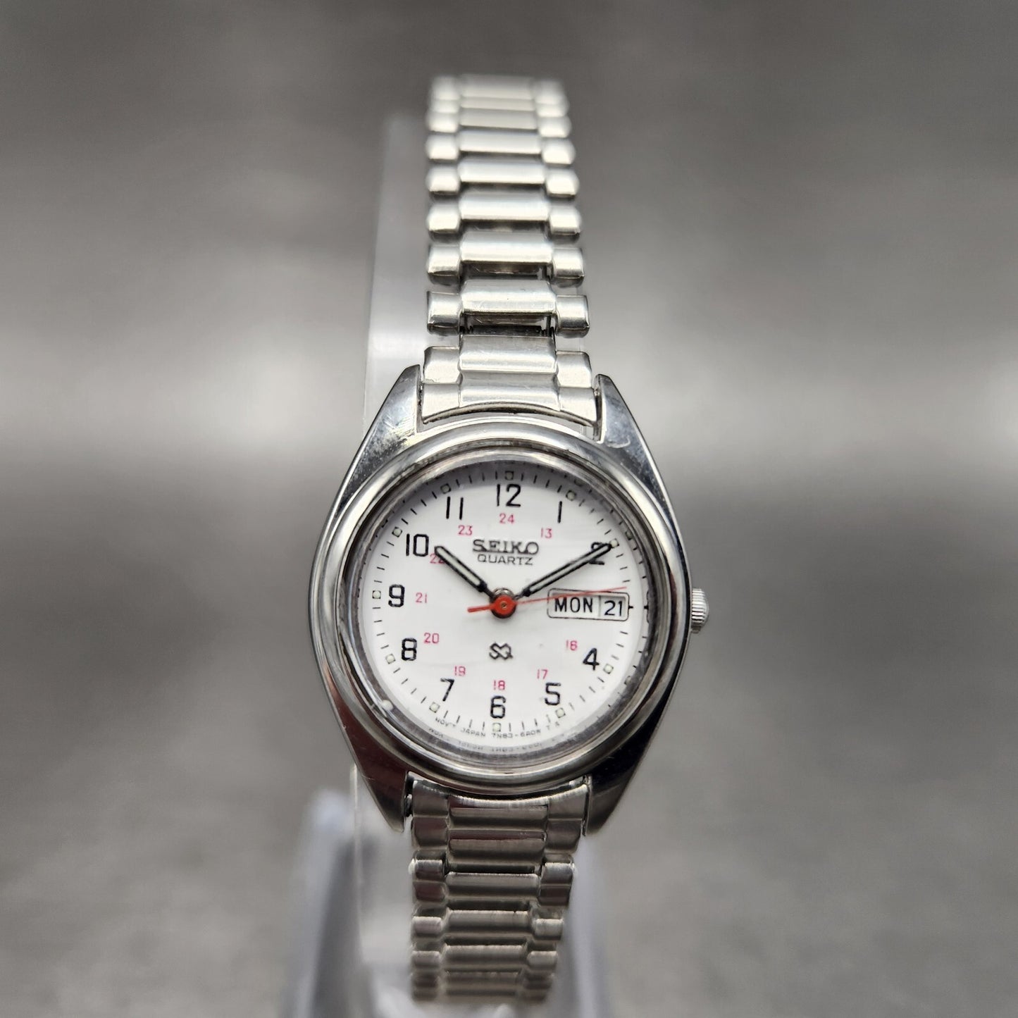 Seiko SQ Watch Women 24mm White Dial Silver Tone daydate 7n836a09 New battery1