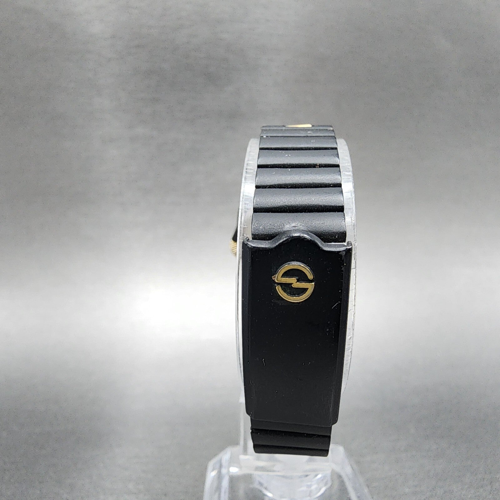 Seiko SQ Sports 100 Watch Women 26mm Black Dial Black Tone Dadyate Round New Bat7