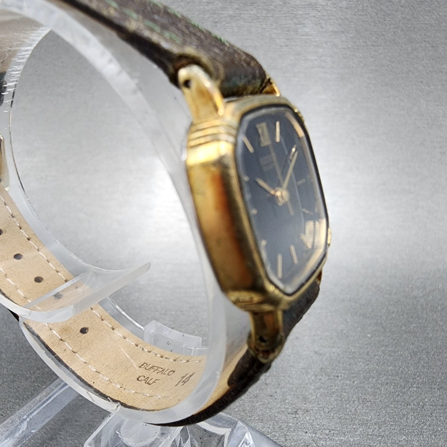 Seiko Watch Women 20mm Black Dial Gold Tone Square 7321-507a New Battery