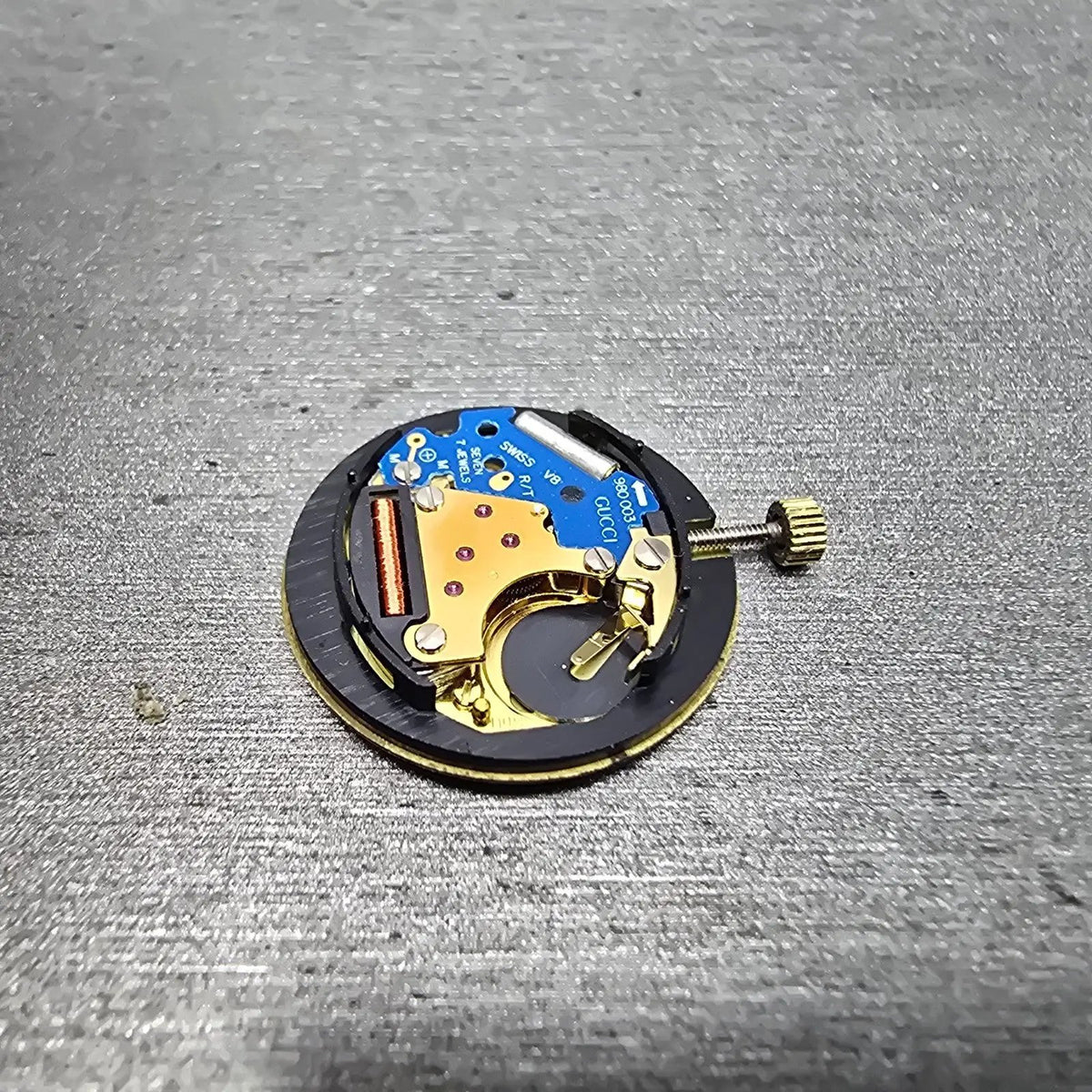 ETA 980.003 Quartz Movement 2 Hand 7 Jewels No Date Gucci Dial and Hand VTG9