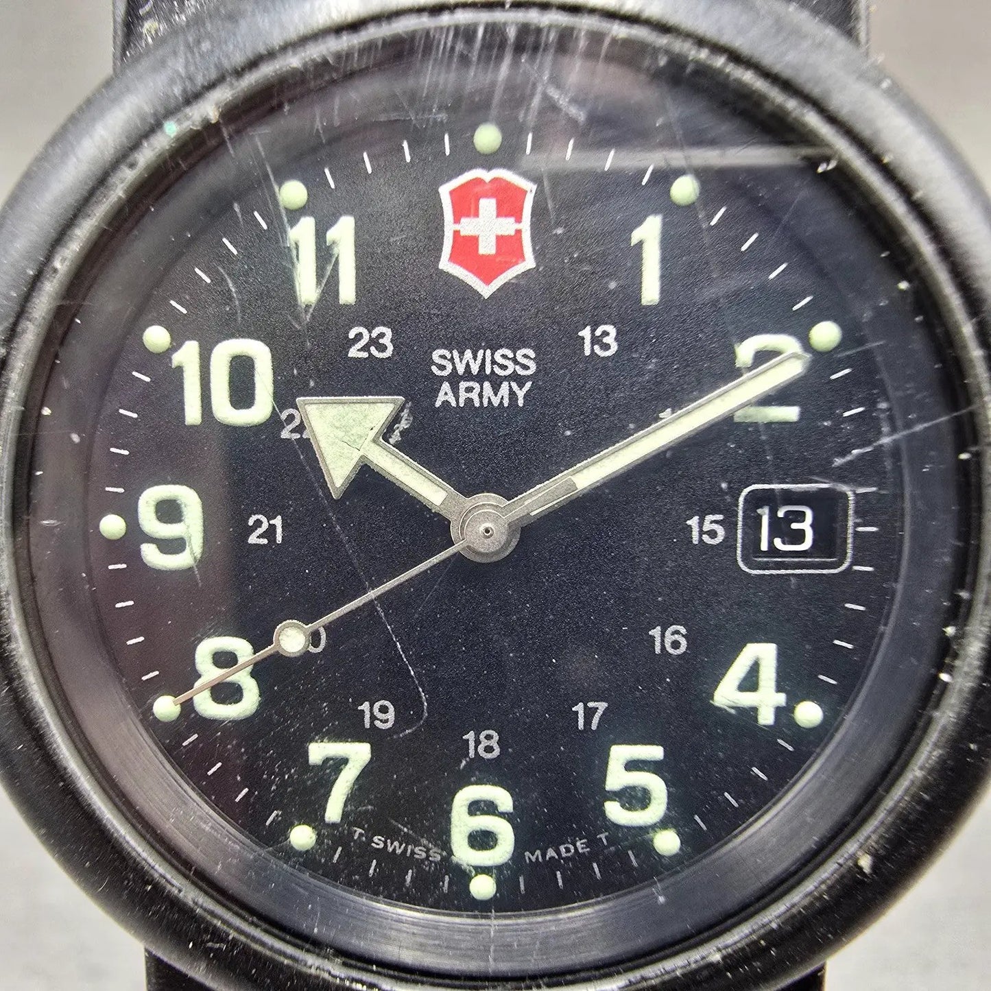 Victorinox Swiss Army Renegade Watch Men 38mm Black Dial Black Tone Date PARTS2