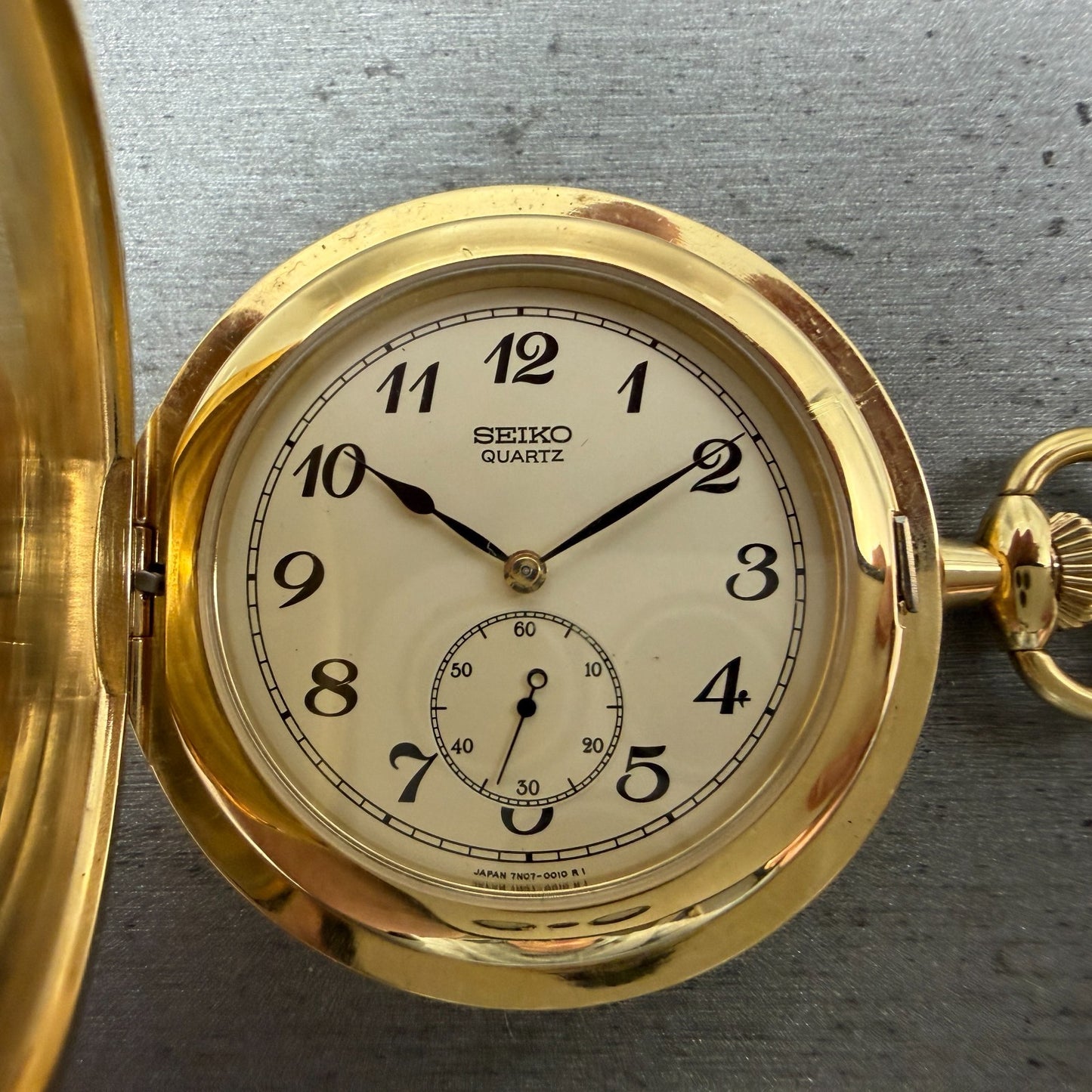 Seiko Pocket Watch Men 42mm Champagne Dial Gold Tone Round 7N07-001A New Batt 420