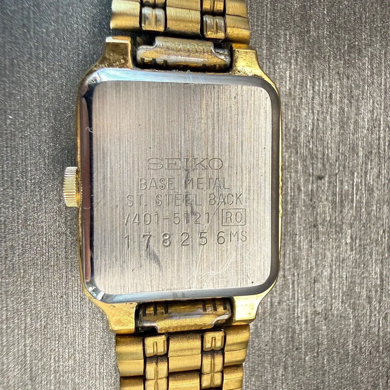 Seiko SX Watch Women 17mm Black Dial Gold Tone Rectangle V401-5121 New Battery10