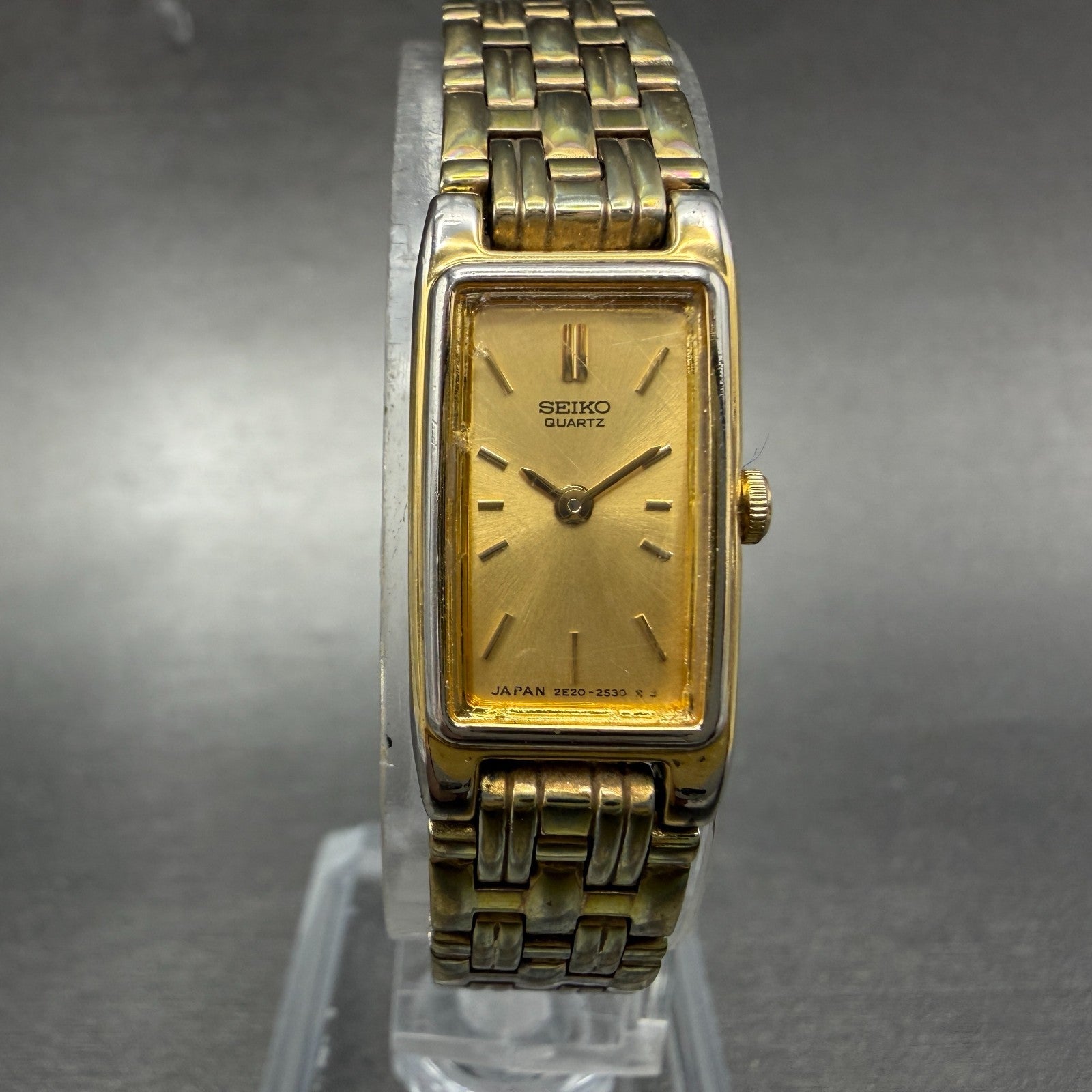 Seiko Tank Watch Women 13mm Champagne Dial Gold Tone VTG 2E20-7029 New Battery0