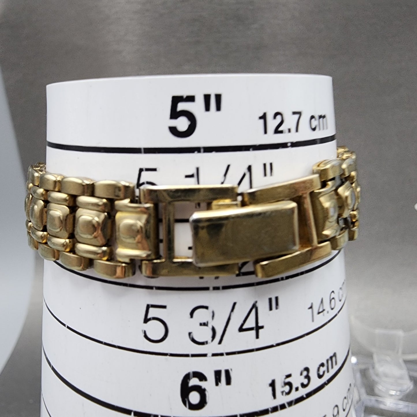 Seiko Watch Women 19mm Black Dial Gold Tone Round V4010518 New Battery10