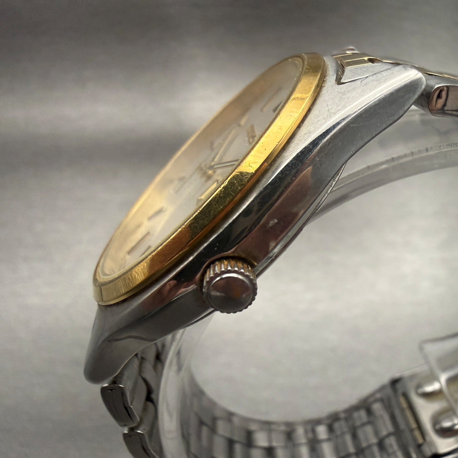 Seiko Watch Men 37mm Silver Dial Two Tone Daydate Round 7N43-9048 New Battery Ad2
