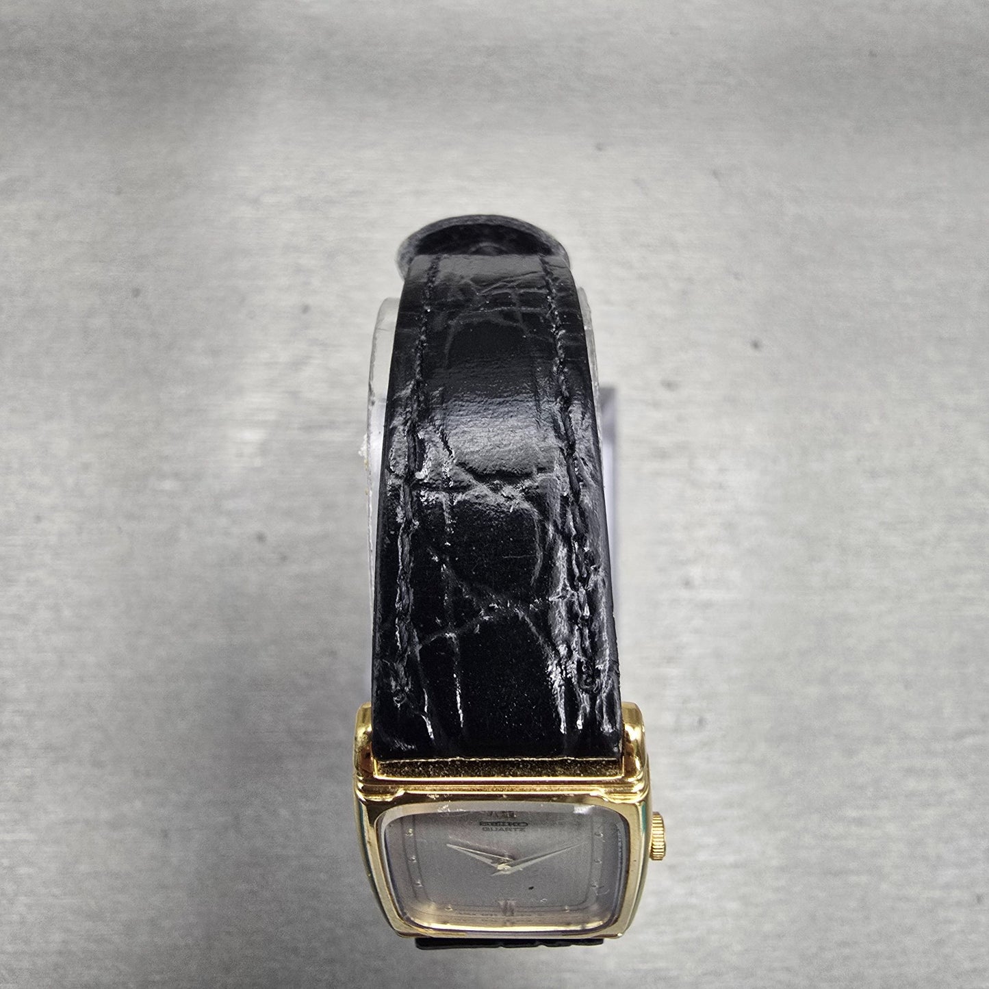 Seiko Watch Women 19mm Gray Dial Gold Tone Rectangle 2B20-5449 New Battery VTG4