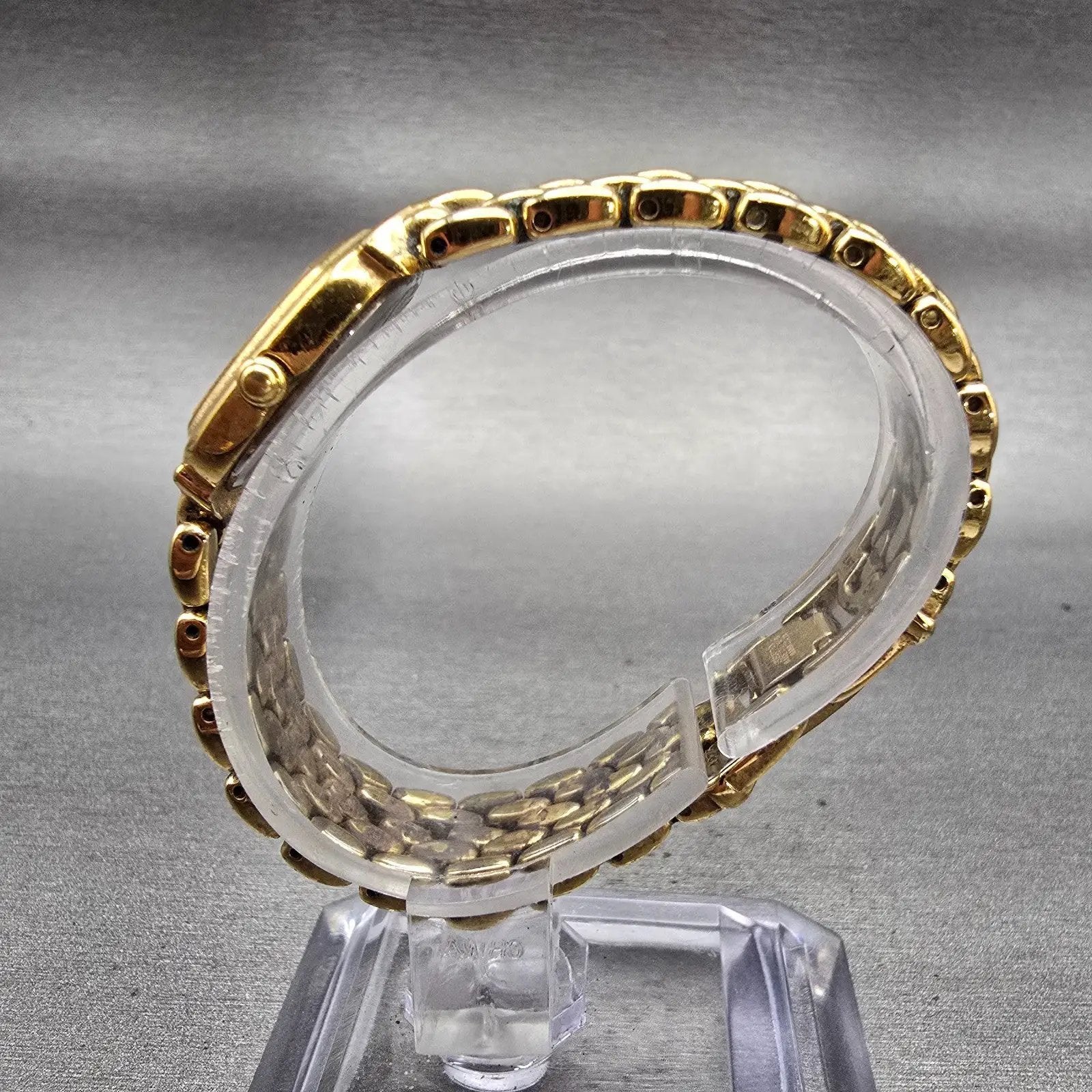 Seiko Watch Women 15mm Champagne Dial Gold Tone Oval Y150-5M89 New Battery VTG6