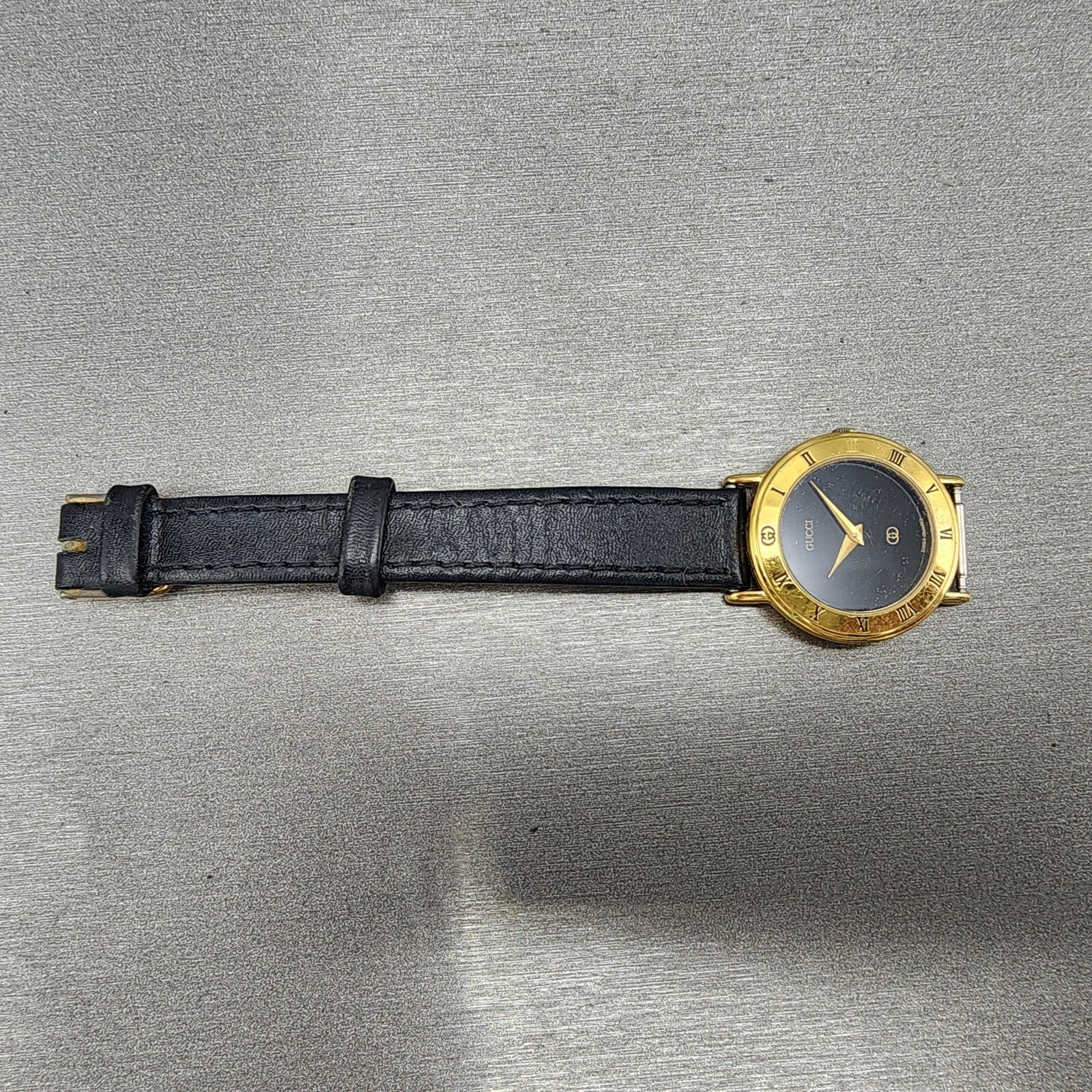 Gucci 3000L Watch Women 26mm Black Dial Gold Plated Round New Battery Vintage6