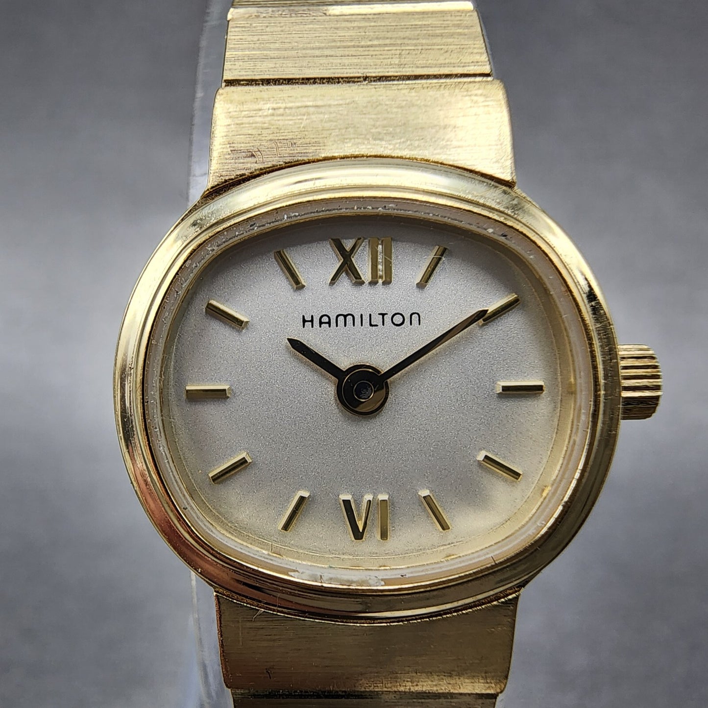 Hamilton Watch Women 19mm Cream Dial Gold Tone Rectangle Oval New Battery1