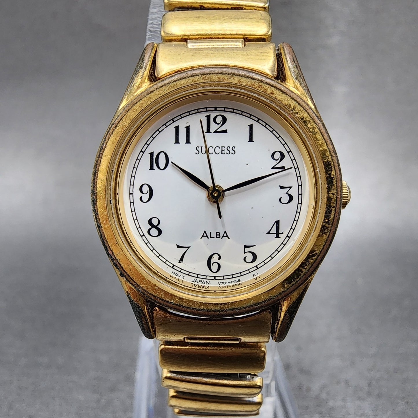 Seiko Alba Success Watch Women 25mm White Dial Gold Tone V7011l70 New Battery0