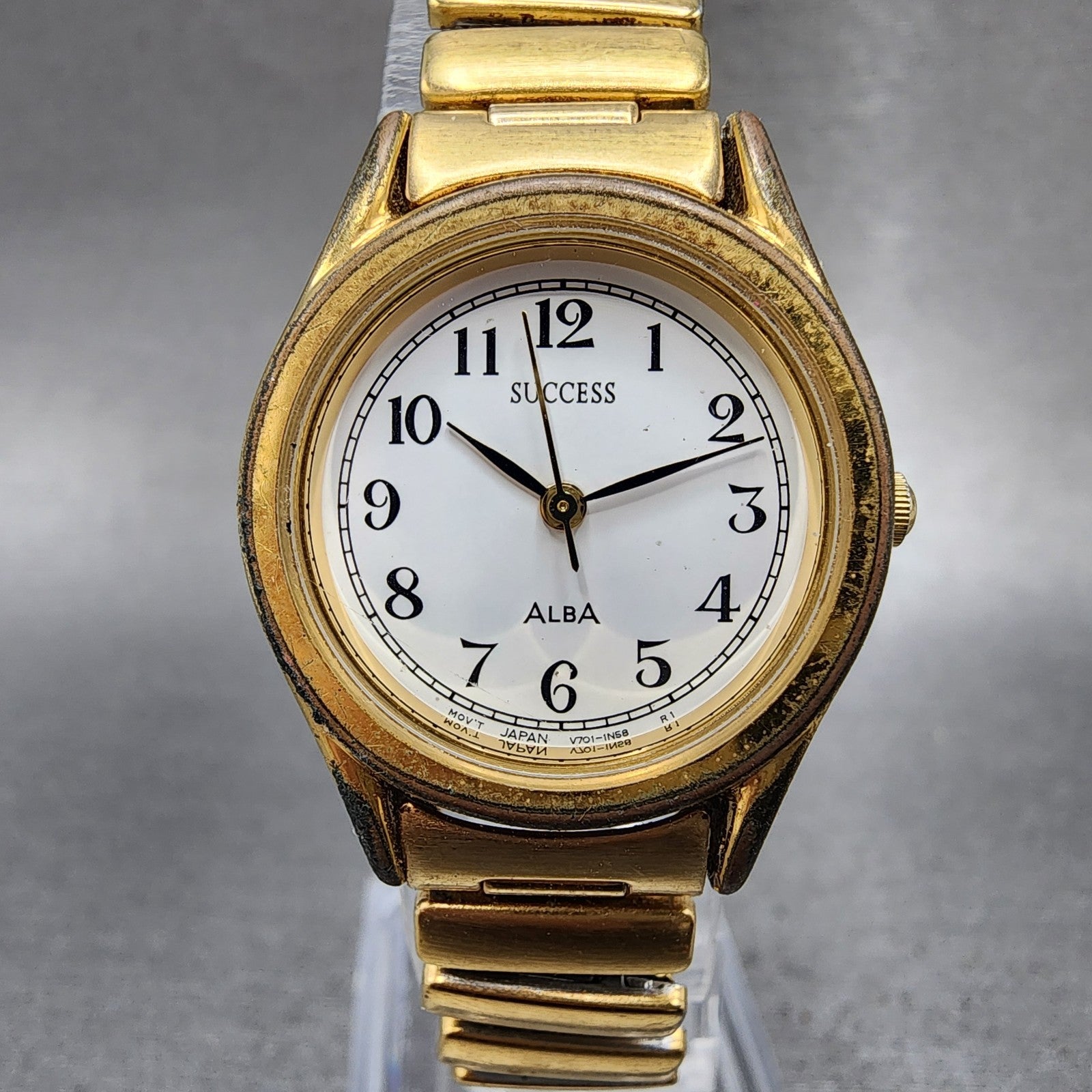 Seiko Alba Success Watch Women 25mm White Dial Gold Tone V7011l70 New Battery0