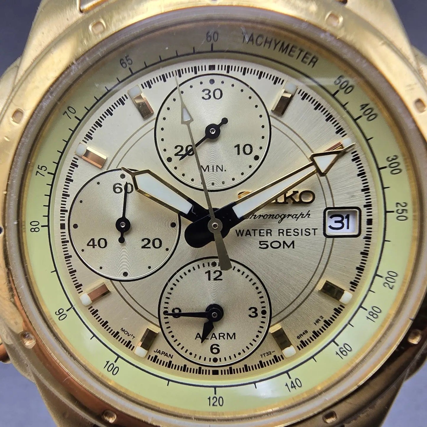 Seiko Chronograph Watch Men 39mm Gold Dial Gold Tone Date Round 7T32-6M59 PARTSK2