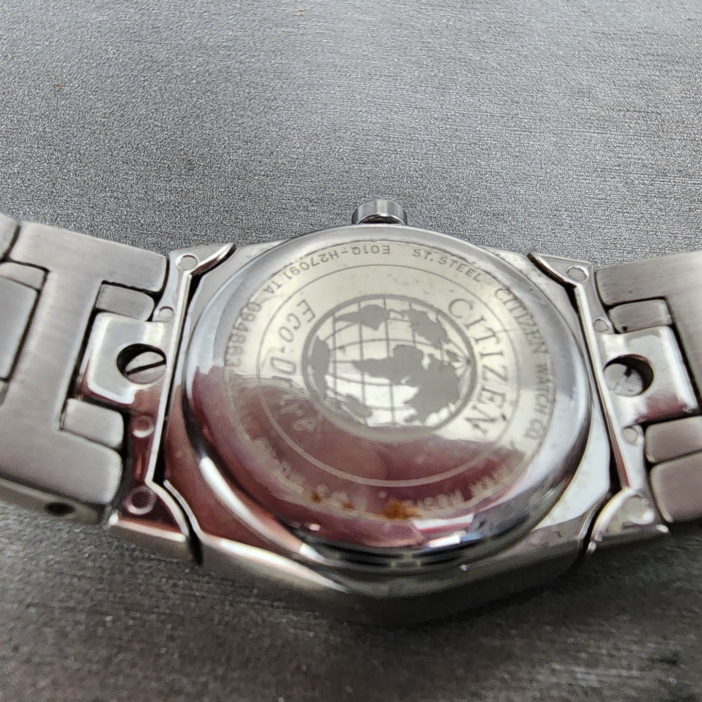 Citizen EcoDrive Watch Women 26mm Blue Dial Silver Tone Date Crystal Bezel Runs9