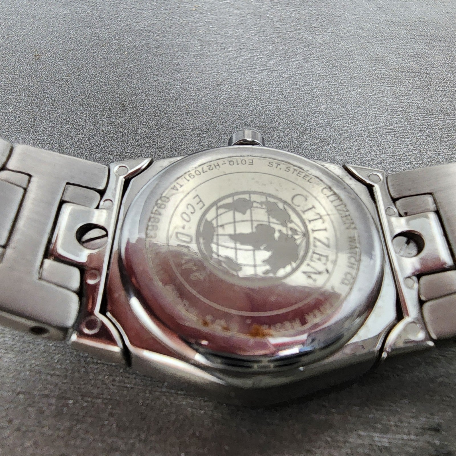 Citizen EcoDrive Watch Women 26mm Blue Dial Silver Tone Date Crystal Bezel Runs9