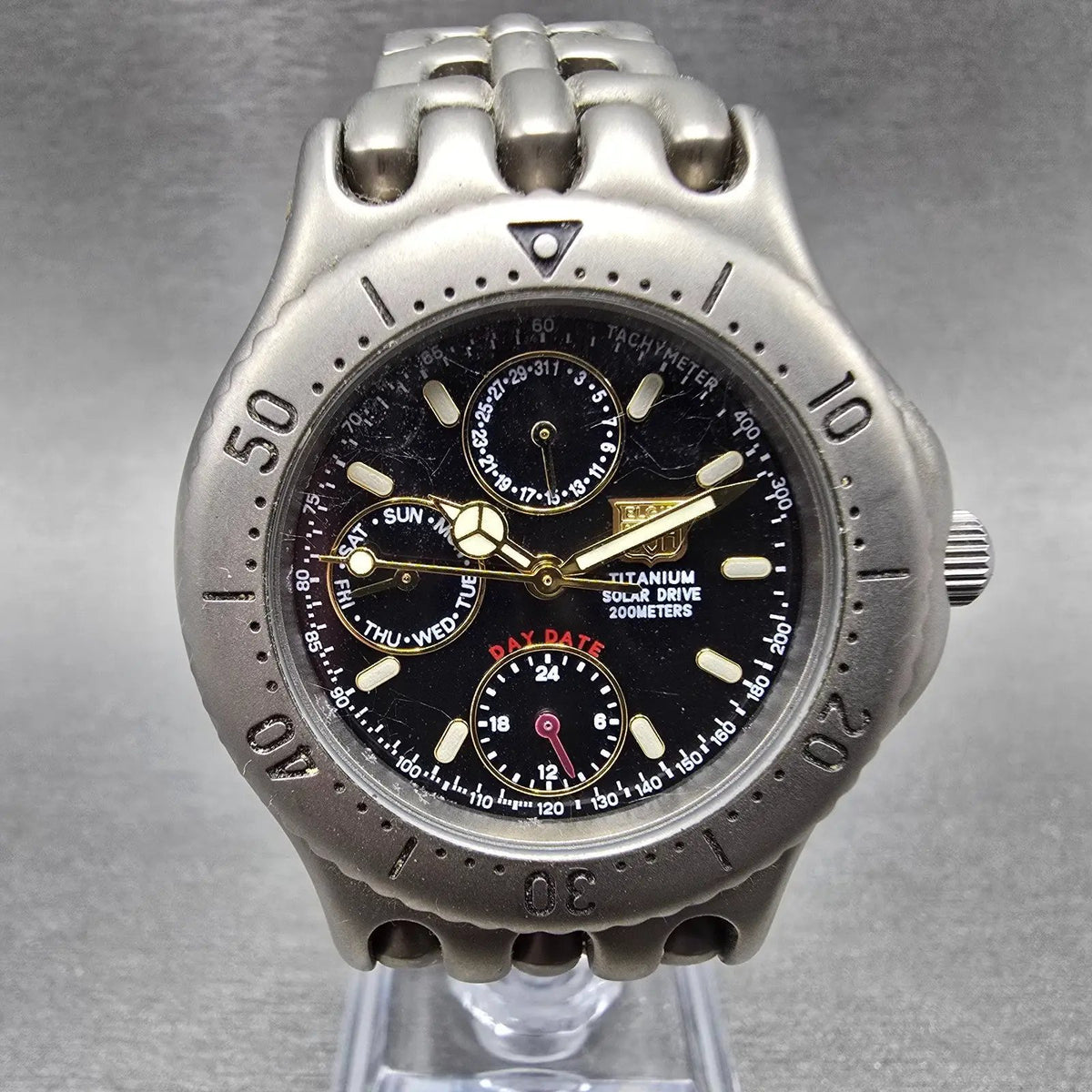 Elgin Solar Watch Men 39mm Black Dial Titanium Daydate Round FK-940 Works0