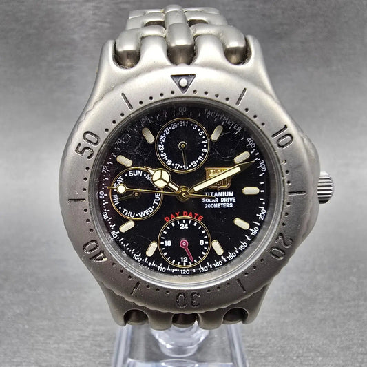 Elgin Solar Watch Men 39mm Black Dial Titanium Daydate Round FK-940 Works0