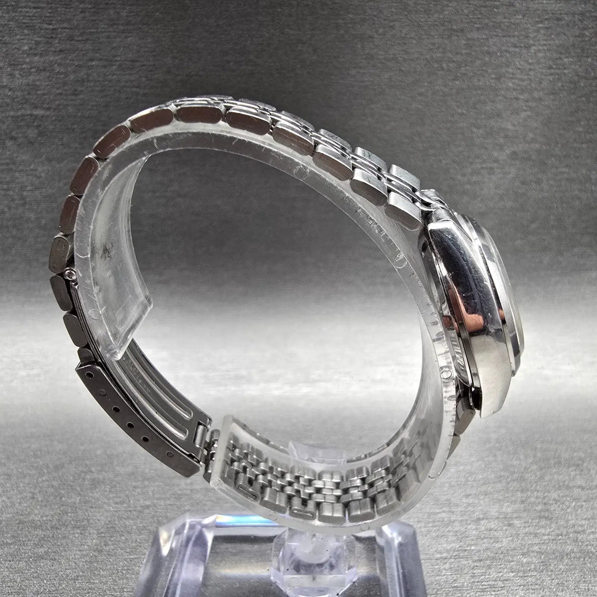 Seiko SQ Watch Women 24mm Silver Dial Silver Tone Daydate 4326-0019 New Battery8