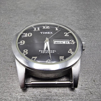 Timex Prepetual Calendar Watch Men 37mm Gray Dial Silver Tone Daydate PARTS3