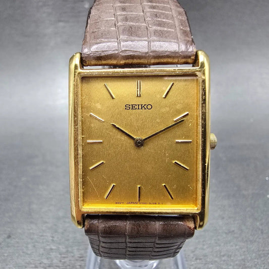 Seiko Tank Watch Men 25mm Champagne Dial Gold Tone Rectangle V700-5K30 New Batt0