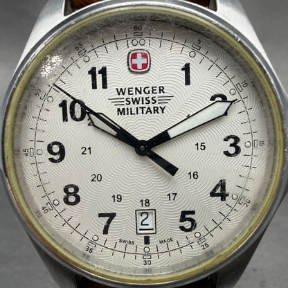Wenger Swiss Military Watch Men 40mm White Dial Steel Date Round 79201 New Batt1