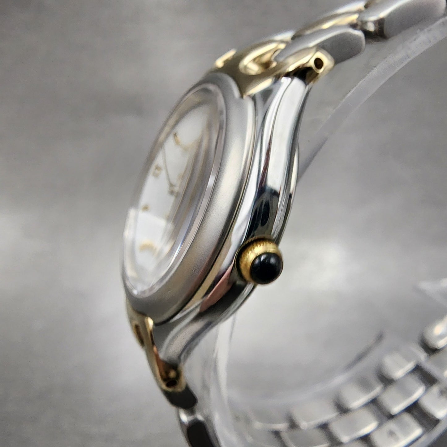 Seiko Exceline Watch Women 26mm White Dial Two Tone Round 3F310C40 New Battery3