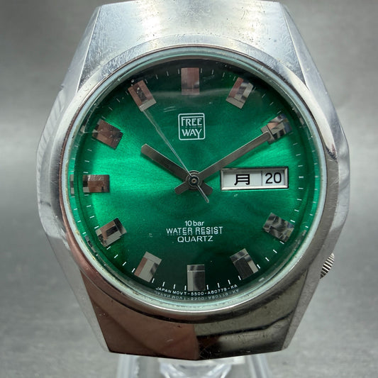 Citizen Freeway Watch Men 36mm Green Dial Silver Tone Daydate 5500-A85293 NewBat0