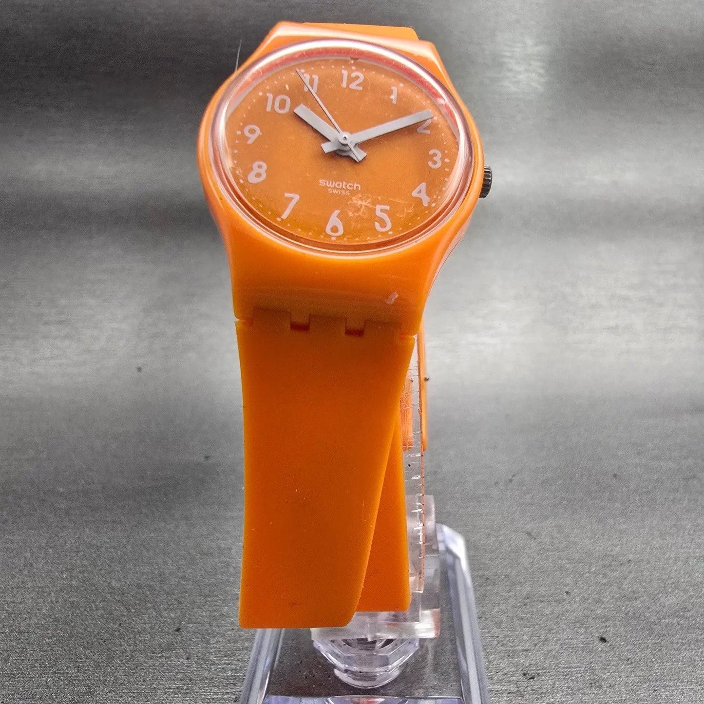 Swatch Abricot Watch Women 25mm Orange Dial Orange Tone Round LO104 New Battery5