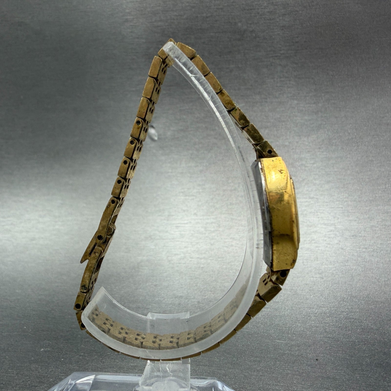 Citizen CQ Watch Women 19mm Champagne Dial Gold Tone 4031-893425 New Battery8