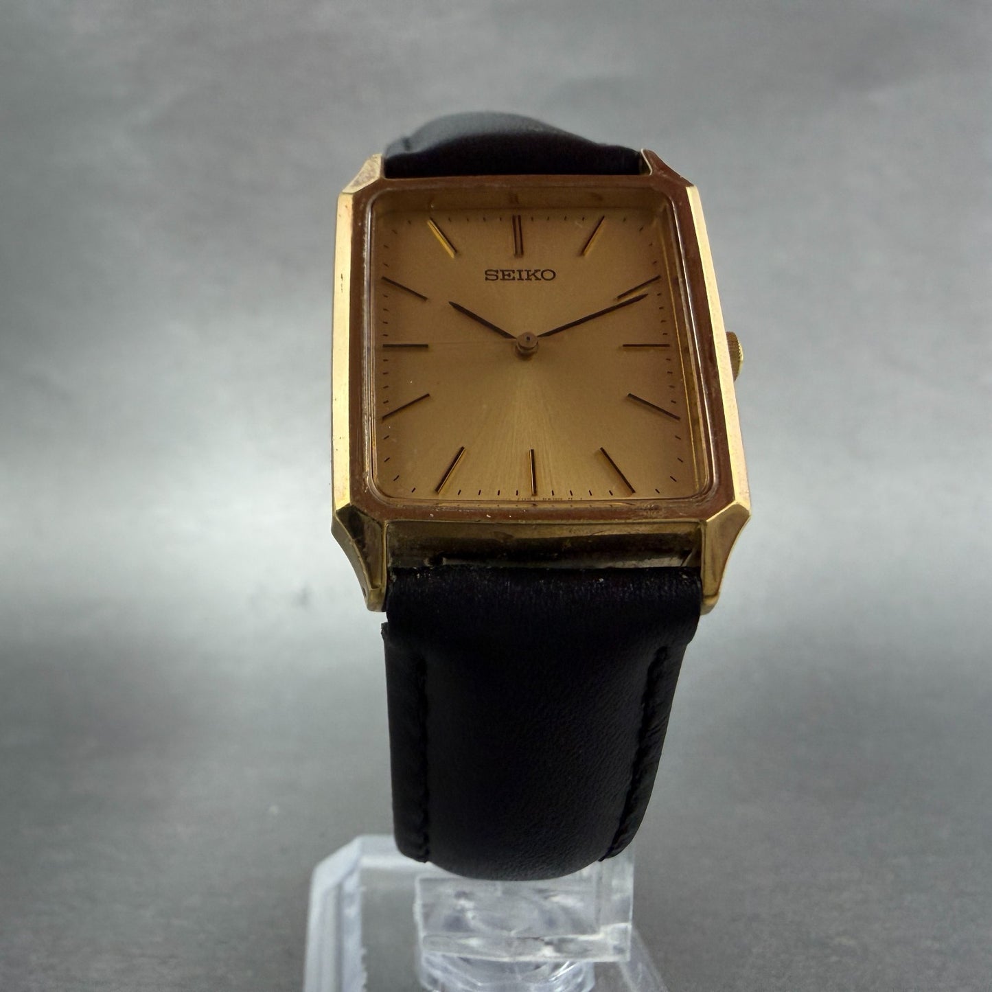 Seiko Tank Watch Men 25mm Champagne Dial Gold Tone 7N01-5180 New Battery Vintage5