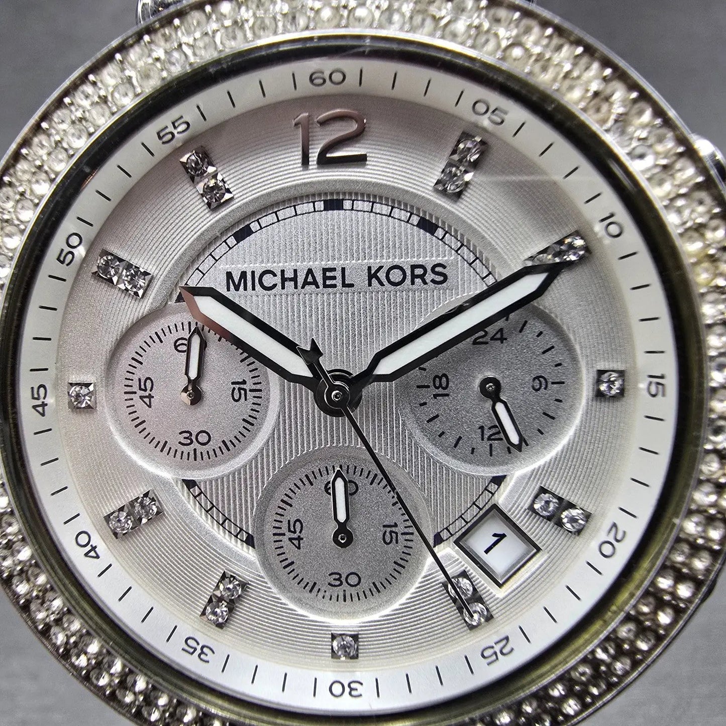 Michael Kors Parker Watch Women 39mm Silver Dial Silver Tone MK-5353 New Battery1