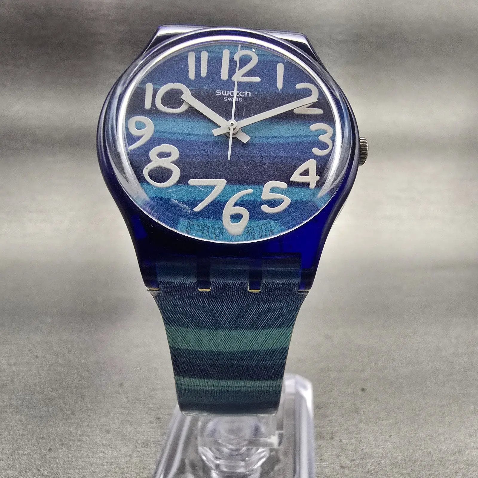 Swatch LINAJOLA Watch Men 34mm Blue Dial Blue Tone Round GN237 New Battery D5