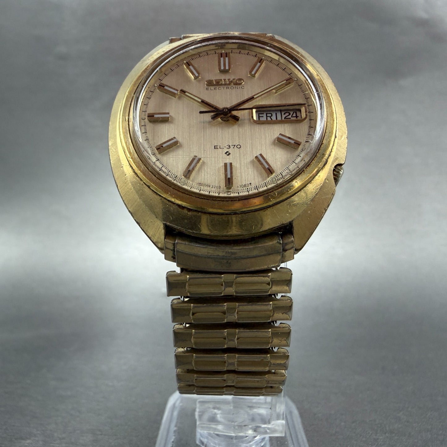 Seiko Electronic EL-370 Watch Men 38mm Champagne Dial Gold Tone Daydate New Batt6