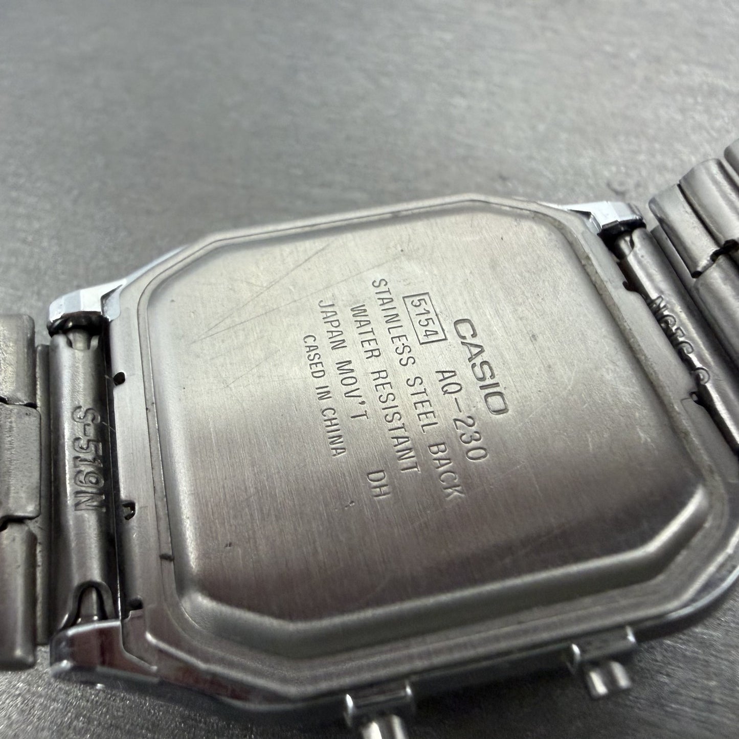 Casio AQ-230 Watch Men 30mm White Dial Silver Tone Alarm Chrono New Battery ABC10