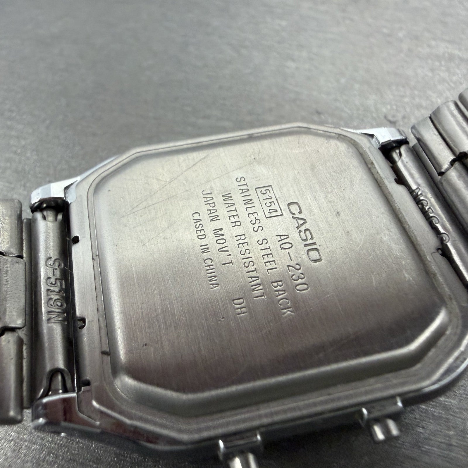 Casio AQ-230 Watch Men 30mm White Dial Silver Tone Alarm Chrono New Battery ABC10