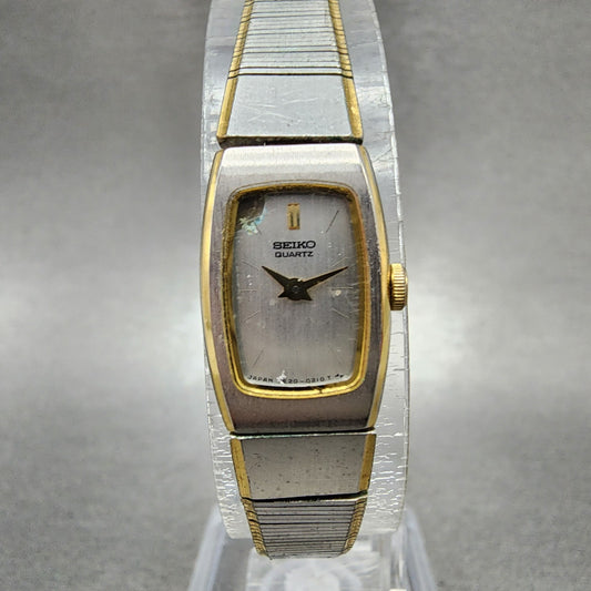 Seiko Tank Watch Women 13mm Silver Dial two Tone Rectangle 2e205139 New Battery0