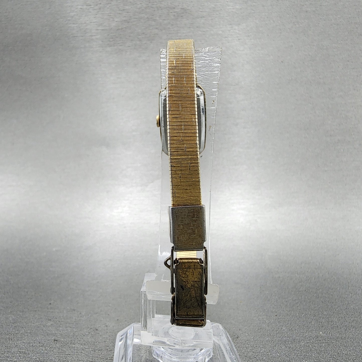 Seiko Tank Watch Women 14mm Champagne Dial Gold Tone 13205770 New Battery7