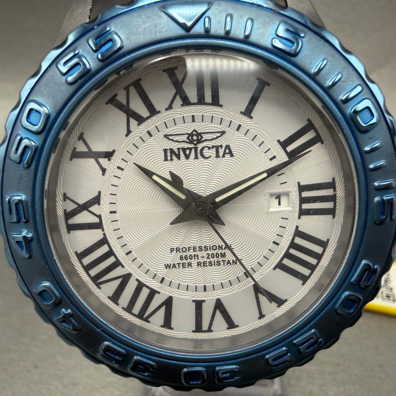 Invicta Pro Diver Watch Men 47mm White Dial Gray Tone Date Round 14540 New Batt1