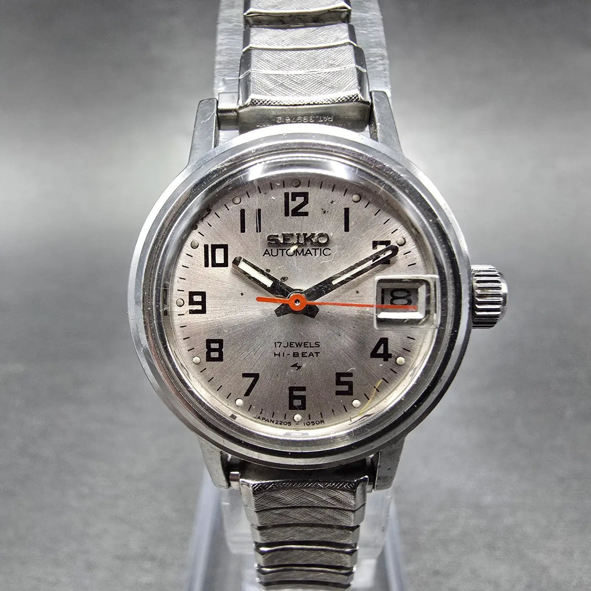 Seiko Automatic Watch Women 24mm Silver Dial Silver Tone Date 2205-0599 PARTS JP0
