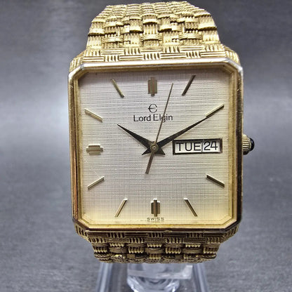 Lord Elgin Tank Watch Men 25mm Gray Dial Gold Daydate Rectangle READ!!! New Batt0